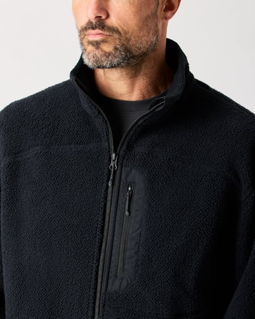 lifestyle image of Tahr Fleece Jacket