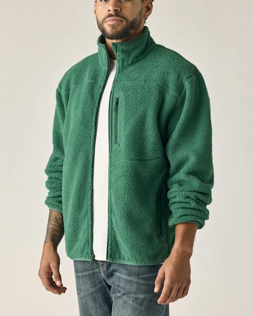 on model image of Tahr Fleece Jacket