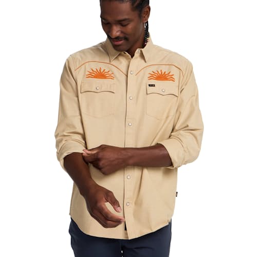 on model image of Crosscut Deluxe Long Sleeve Snapshirt
