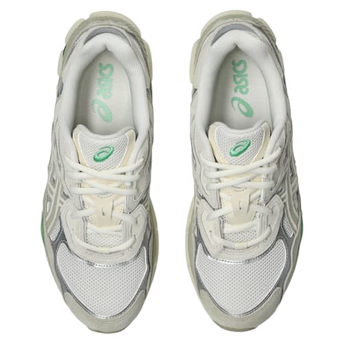 laydown image of Gel-NYC Sneaker