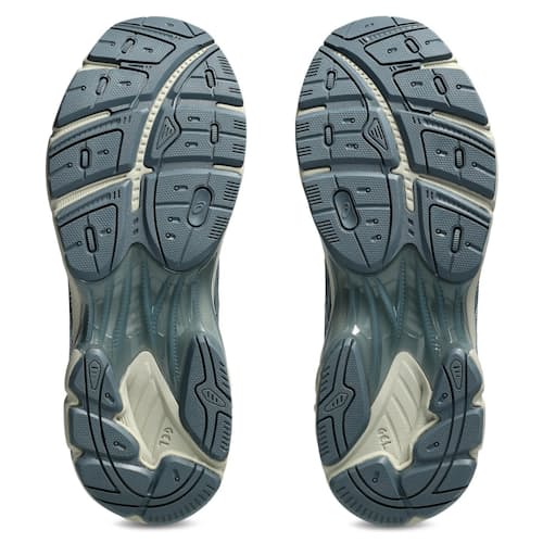 laydown image of GT-2160 Sneaker