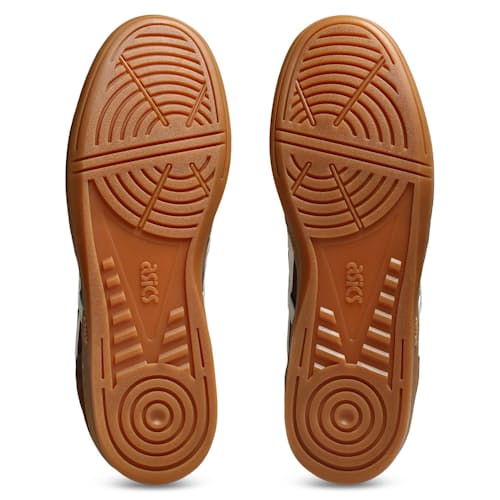 laydown image of Skyhand OG Sneaker