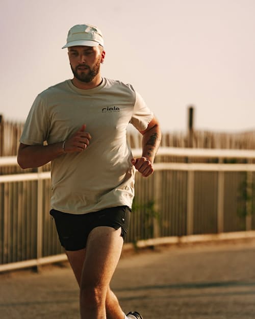 lifestyle image of GOCap - Comp - Bars Hat