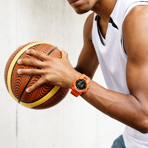 lifestyle image of GD010 - 10 Year Battery Life Watch