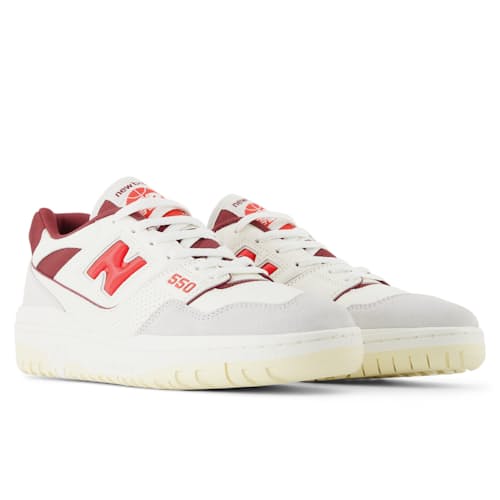 lifestyle image of 550 Sneaker