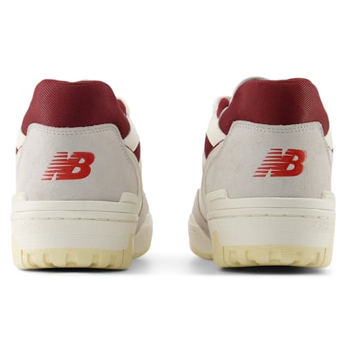 lifestyle image of 550 Sneaker