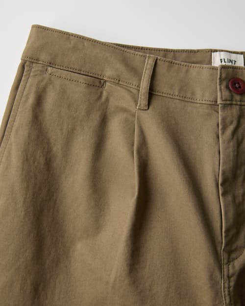 laydown detail image of 365 Pleated Chino Pant