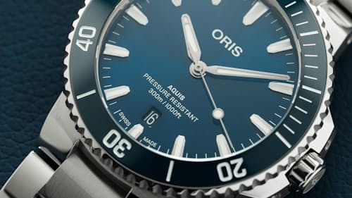 lifestyle image of Aquis Date Watch