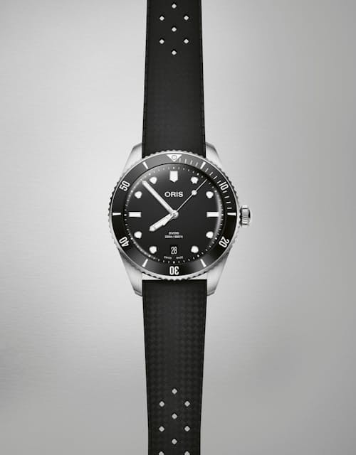 lifestyle image of Divers Date Watch