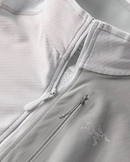 laydown detail image of Delta Half Zip