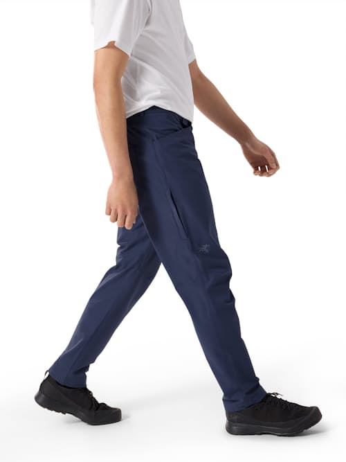 on model image of Kragg Cotton Pant