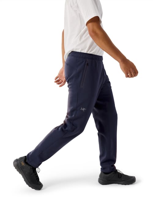 on model image of Kyanite Fleece Pant