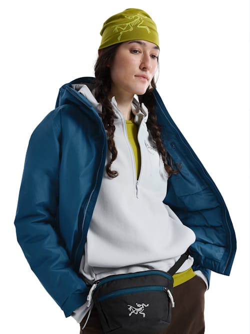 on model image of Mantis 1 Waist Pack
