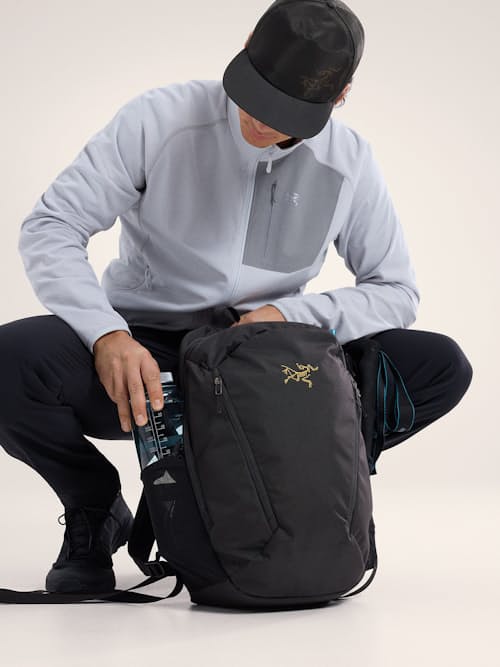 on model image of Mantis 26 Backpack