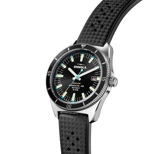 laydown detail image of Duck 3HD 40mm Watch