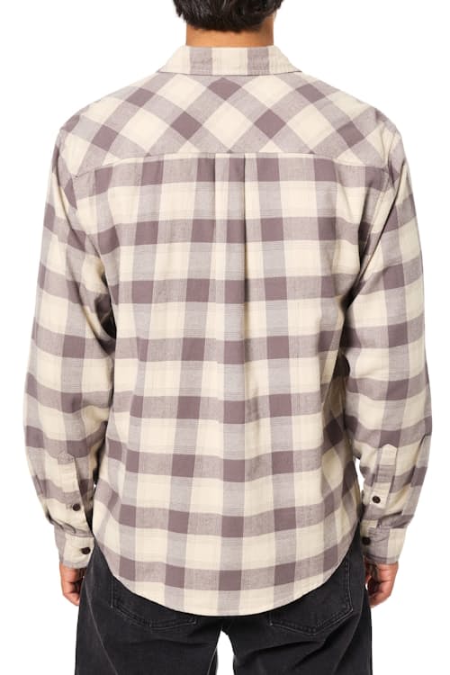 on model image of Derek Lightweight Brushed Flannel