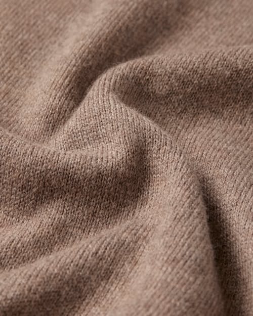 laydown detail image of Fine Ribbed Cotton Cashmere Polo Shirt