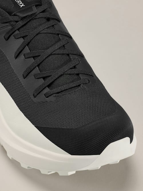 laydown detail image of Norvan LD 4 Sneaker