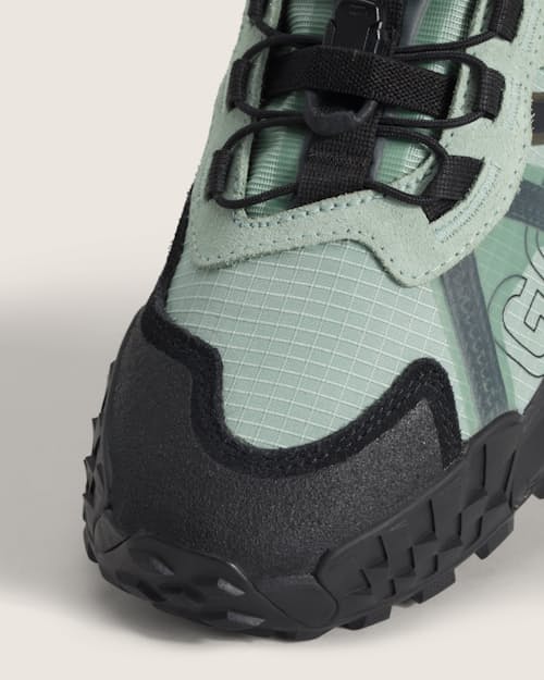 laydown detail image of MTE Crosspath XC GTX Sneaker
