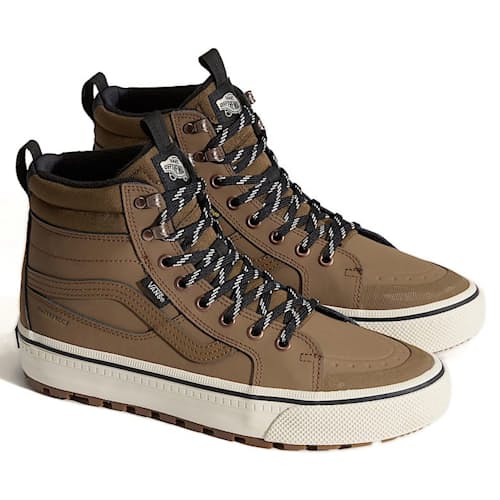 laydown image of MTE Sk8-Hi Waterproof Insulated Shoe