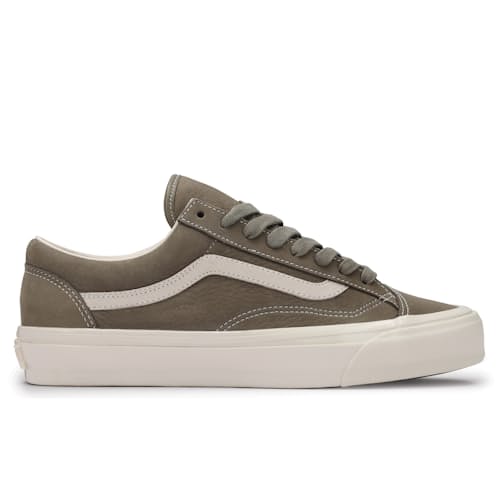 laydown image of Premium Old Skool 36 Sneaker
