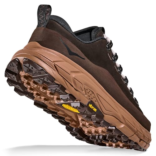 laydown image of Tor Summit Sneaker