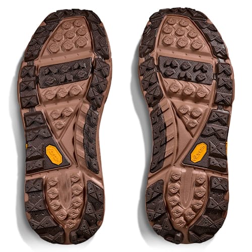 laydown image of Tor Summit Sneaker