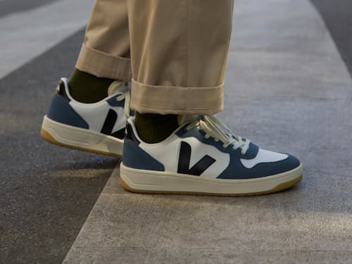 laydown detail image of V-10 Sneaker