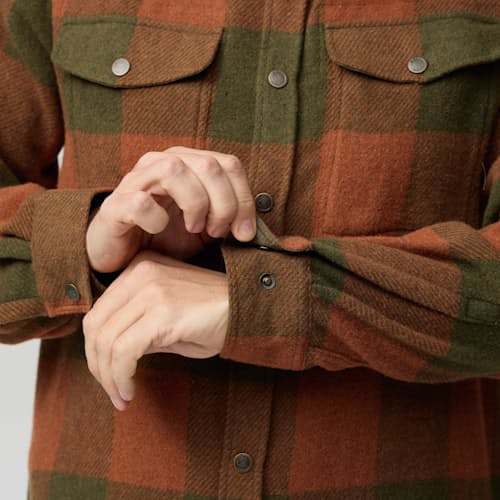 on model image of Canada Heavy Flannel Shirt