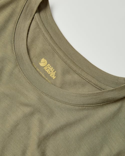 laydown detail image of Abisko Wool Long Sleeve