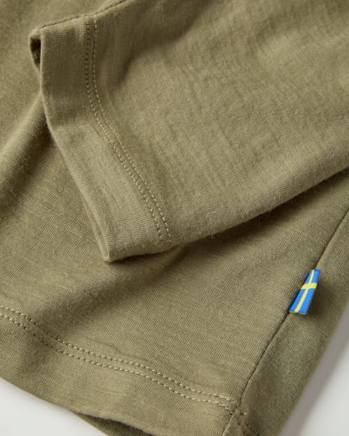 laydown detail image of Abisko Wool Long Sleeve