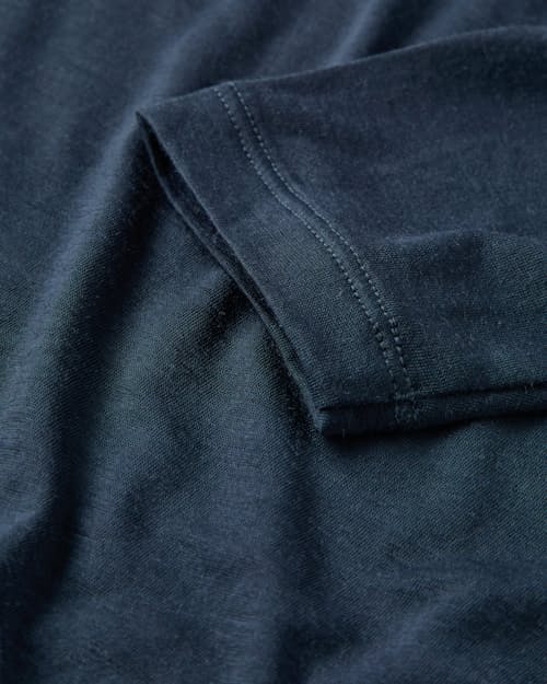 laydown detail image of Abisko Wool Long Sleeve