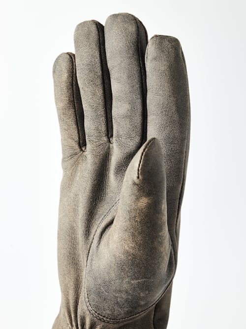 laydown detail image of Detroit Glove
