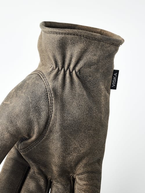 laydown detail image of Detroit Glove
