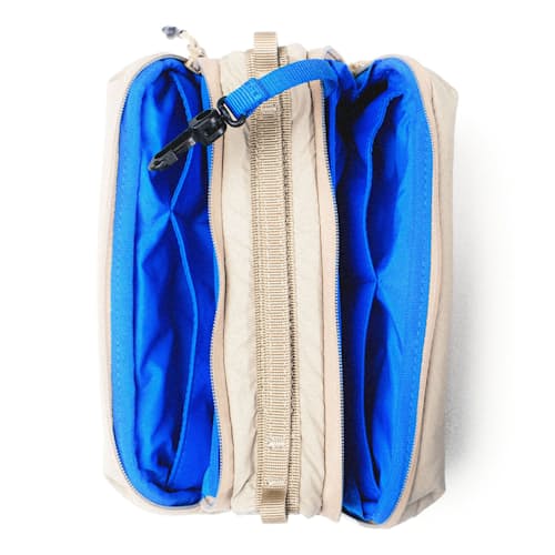 laydown image of Bottle Sacoche Sling + Rope Pack