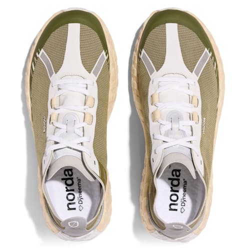 laydown image of 001 Trail Running Sneaker
