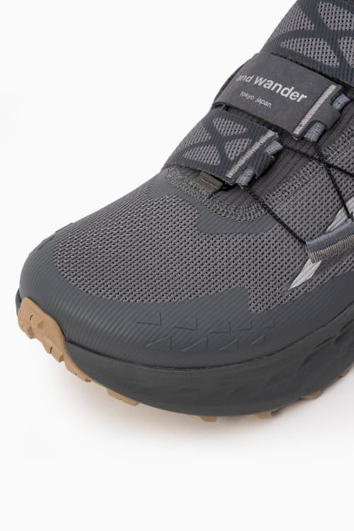 laydown detail image of Altra x and Wander Timp 5 BOA