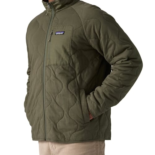 on model image of Daily Quilted Jacket