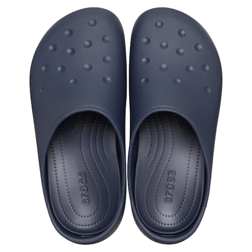 laydown image of Classic Quiet Clog