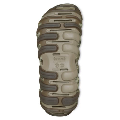 laydown image of Realtree APX Echo RO Clog