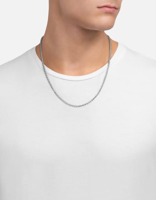 on model image of 2.4mm Rope Chain Necklace