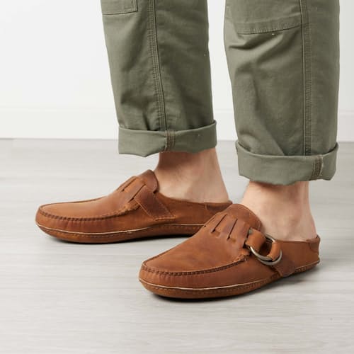 lifestyle image of Ring Mule