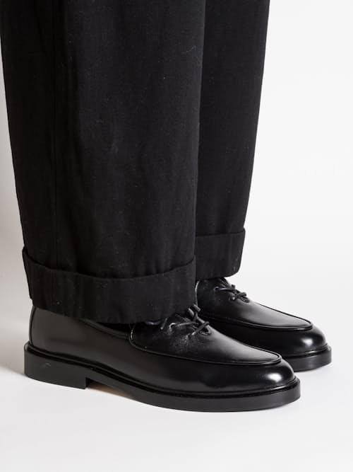 on model image of Oli Lace Up
