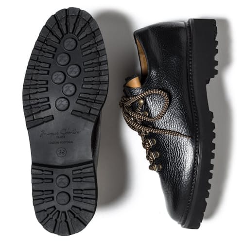 laydown image of Rasmus Lug Bold Low Hiker