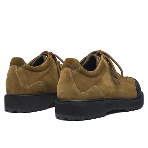 laydown image of Ampezzo Hiking Shoe