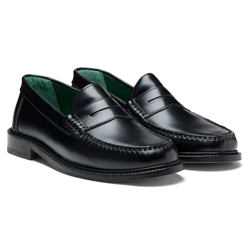 laydown image of Yardee Mocassin Loafer
