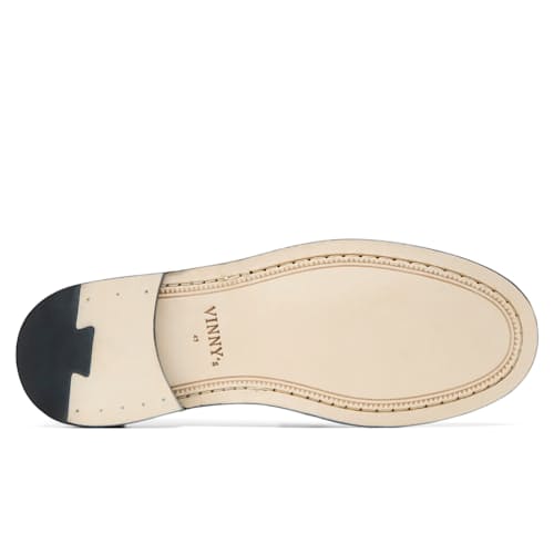 laydown image of Yardee Mocassin Loafer