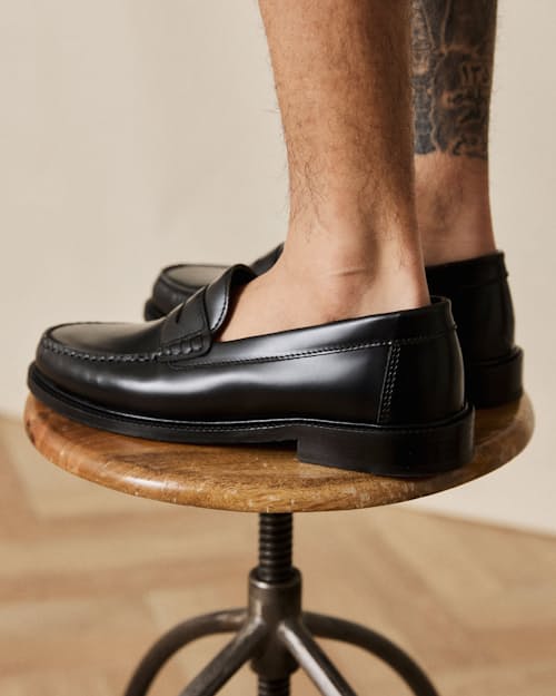lifestyle image of Yardee Mocassin Loafer
