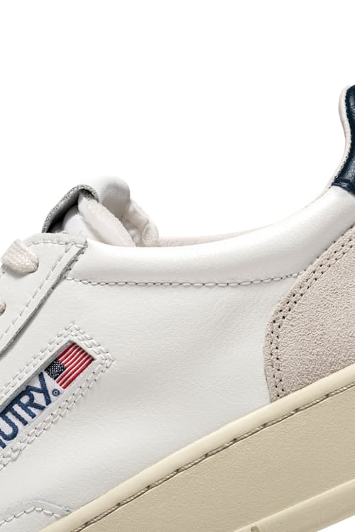 laydown detail image of Medalist Low Sneaker