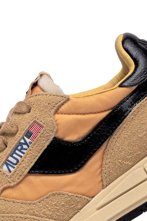 laydown detail image of Reelwine Low Sneaker